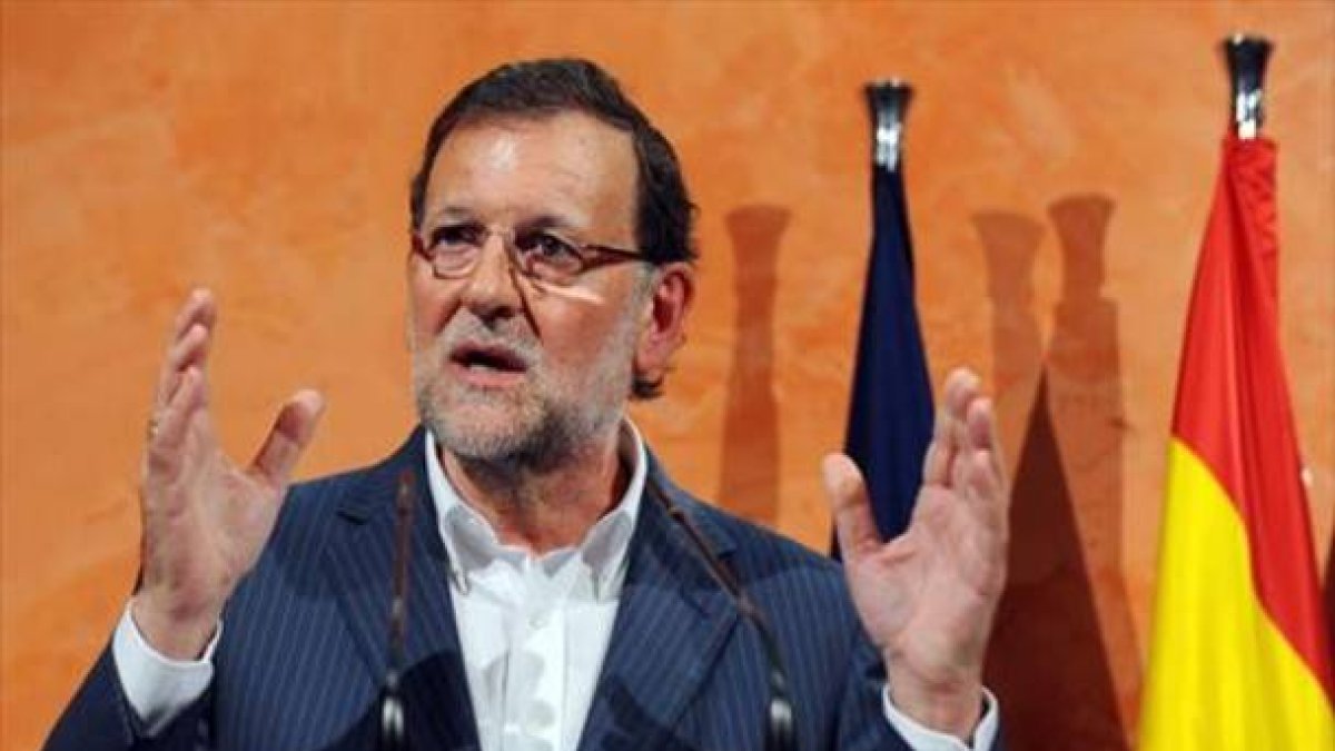 Mariano Rajoy visitará Catalunya seis días antes del inicio de la campaña electoral del 27-S. El 5 de septiembre clausurará la escuela de verano del PP en el que será "el gran acto político de esta precampaña", ha avanzado la vicesecretaria de estudios de