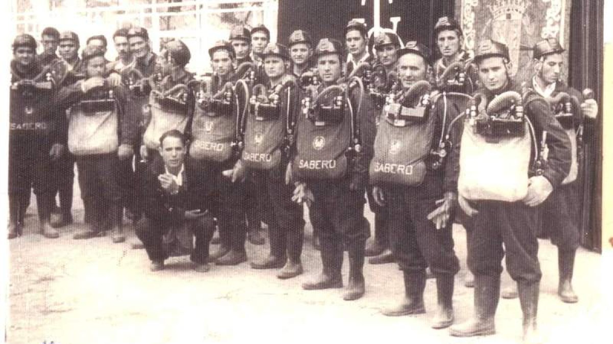 Una de las imágenes de las Brigadas de Salvamento Minero que se expondrán hoy. CASTRO