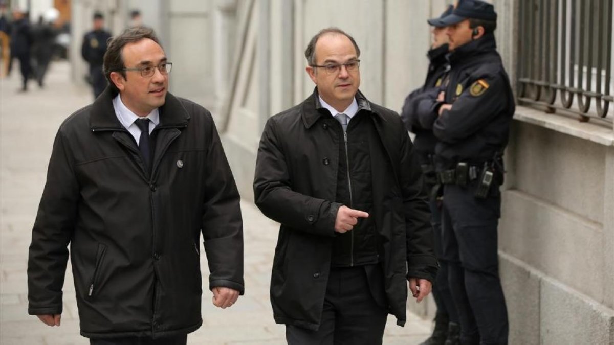 Los exconsellers Josep Rull (izquierda) y Jordi Turull, el pasado marzo, cuando acudieron a declarar en el Tribunal Supremo.