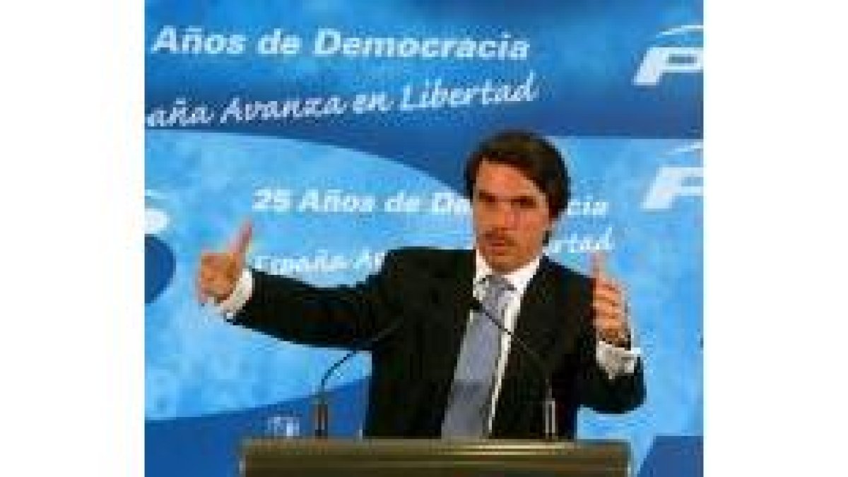 José María Aznar, durante su intervención en el acto público de Vitoria