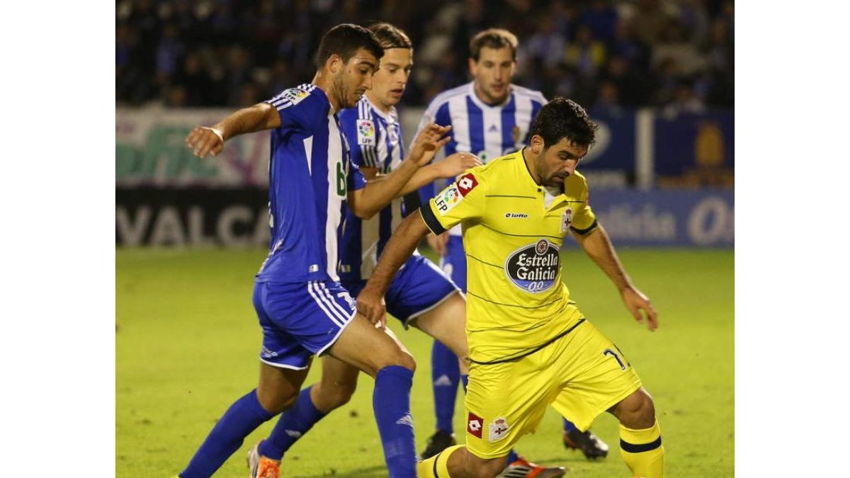 Un gol de Culio en un penalti de Carpio a Luisinho le dio el triunfo al cuadro gallego en El Toralín