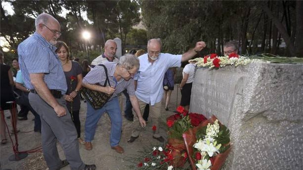 Homenaje a Federico García Lorca en el 79 aniversario de su muerte en Alfacar (Granada).