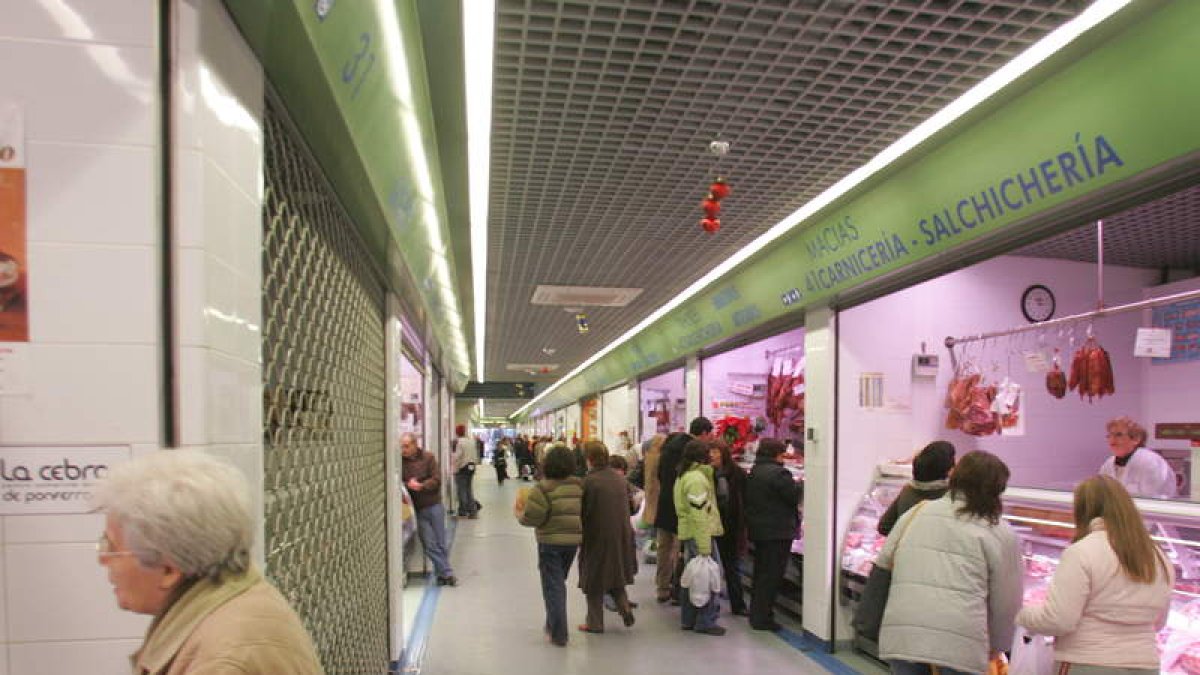 El Mercado cerrará más tarde para los ‘gastrobares’.