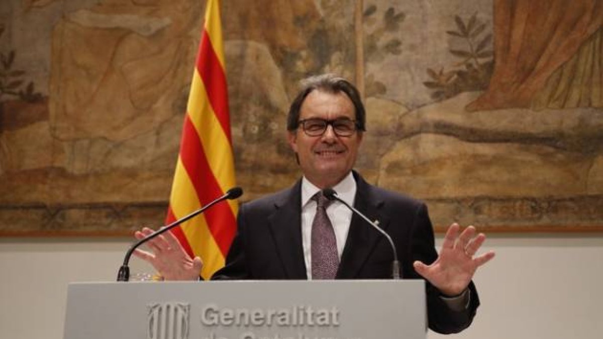 El presidente Mas durante la comparecencia de este miércoles en el Palau de la Generalitat.