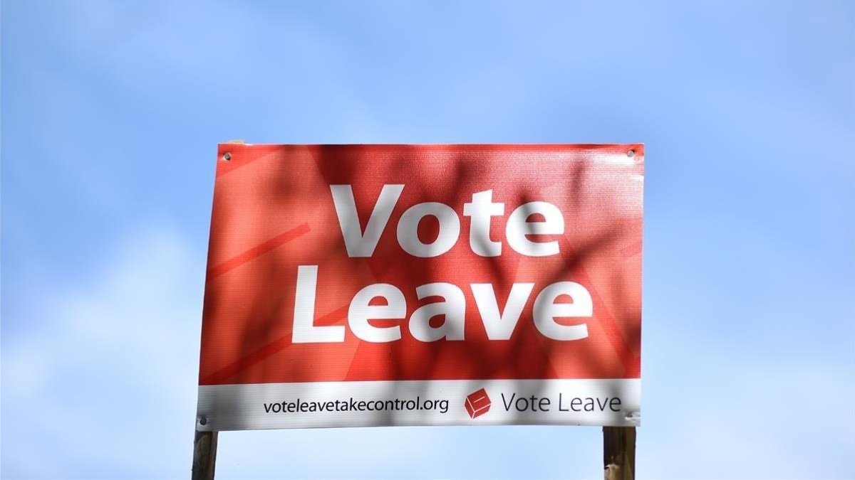 Una valla publicitaria del Vote Leave durante la campaña a favor del brexit. /