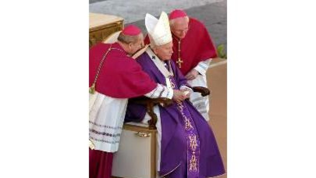 El Papa Juan Pablo II, ayer, durante la ceremonia de beatificación