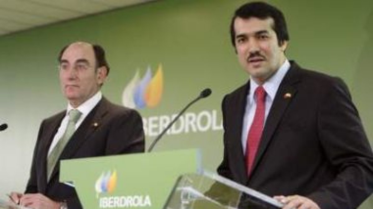 El presidente de Iberdrola, Ignacio Sánchez Galán y el consejero delegado de Qatar Holding.