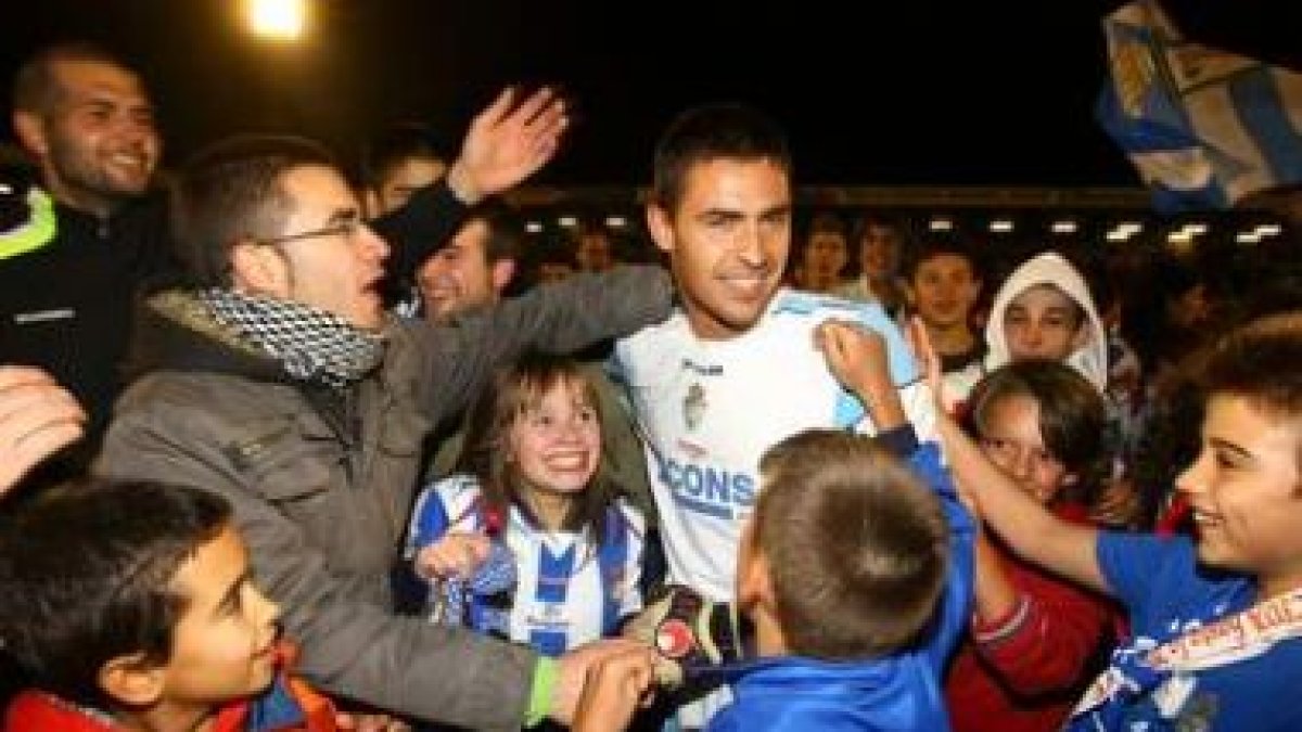 Rubio, aclamado por el público del Toralín.