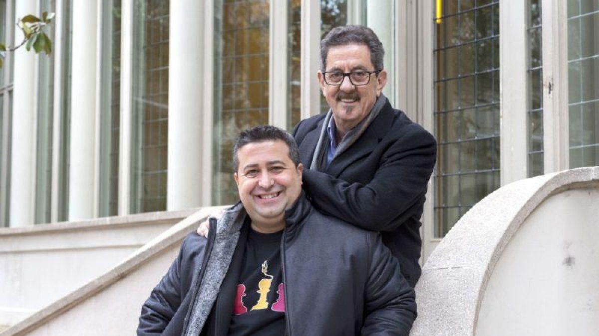 Ricard Ruiz Garzón y Francisco Díaz Valladares, ganadores de los Premios Edebé.