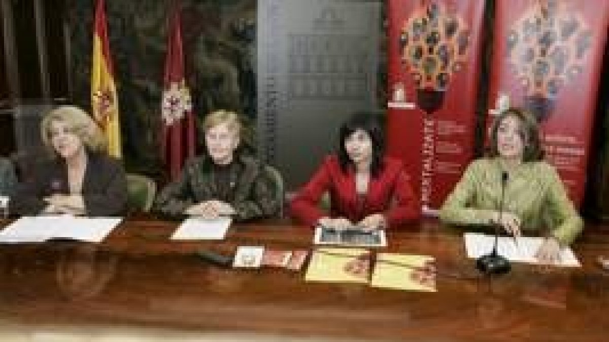 Concepción Láez, Aurora Rodríguez, Ascensión Sedano, Rosa María Conde y Ana Guada
