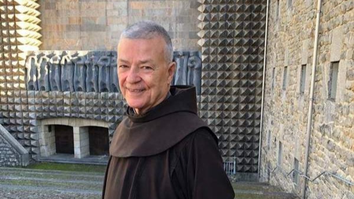 Santiago Agrelo Martínez, de párroco en El Bierzo a arzobispo en Tánger. DL