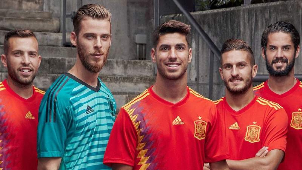 La equipación que será utilizada por la selección española de fútbol en el Mundial de Rusia. ADIDAS