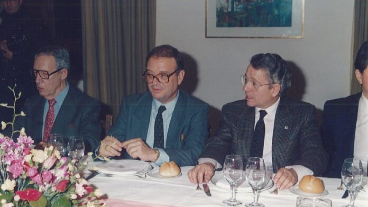 Luis González, a la derecha de la imagen. FELE