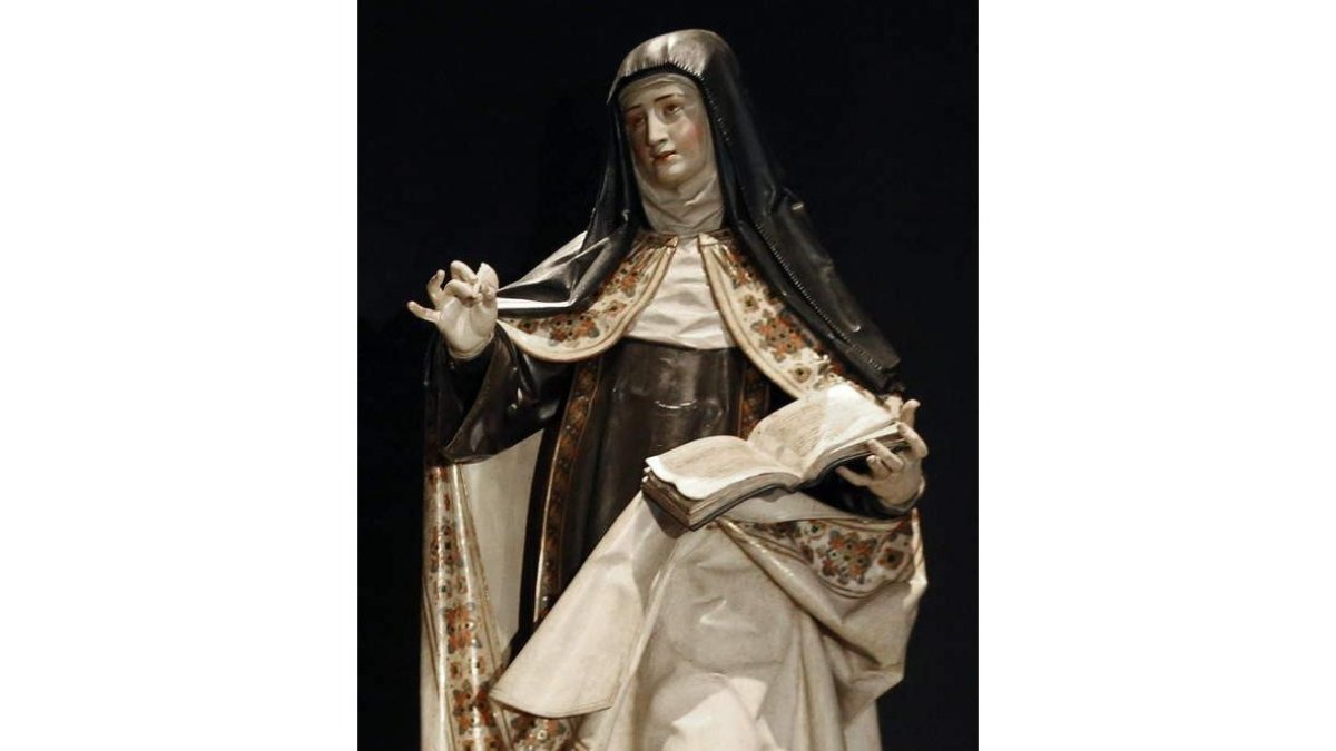 Escultura de Teresa de Jesús
