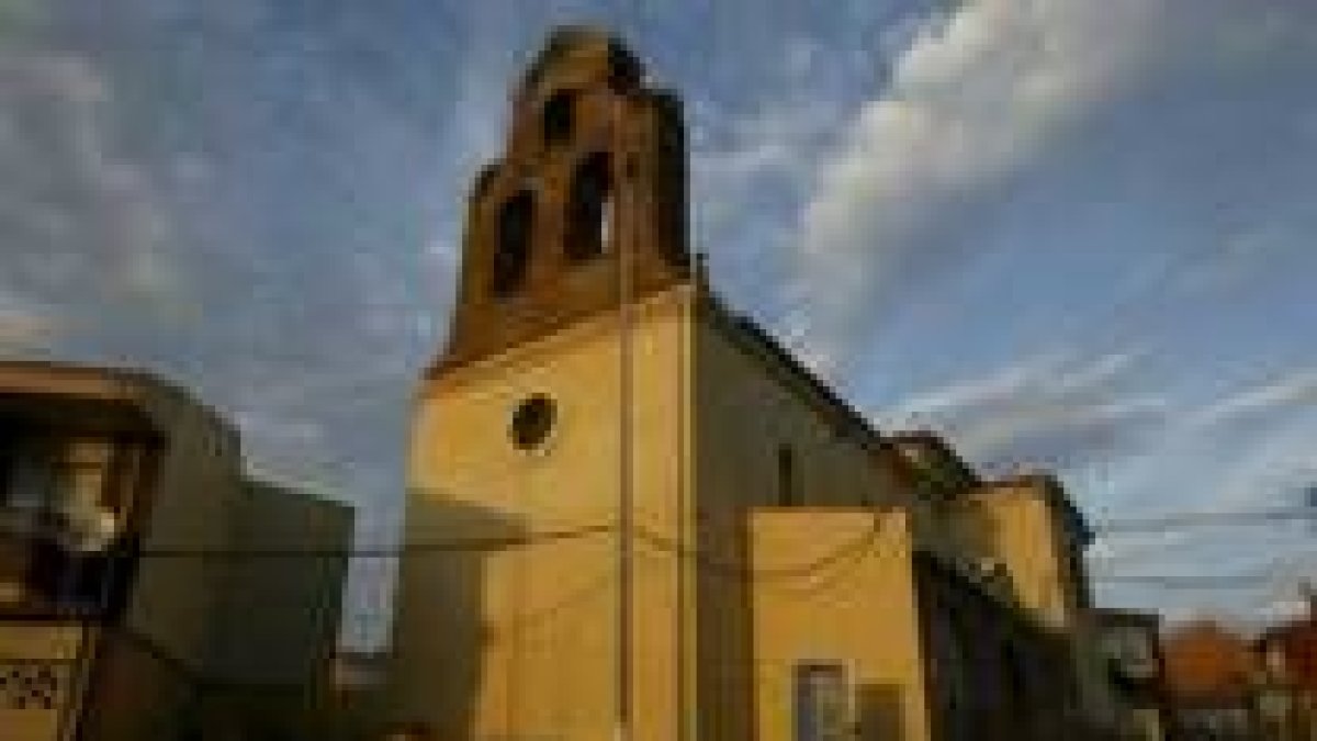 El Consistorio quiere que la iglesia de San Pedro en Puente Castro albergue piezas judías y romanas
