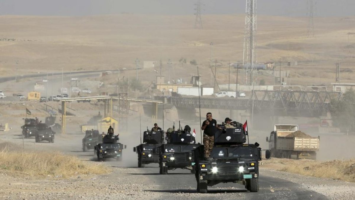Fuerzas del ejercito iraquí avanzan sobre Mosul, en octubre del 2016.