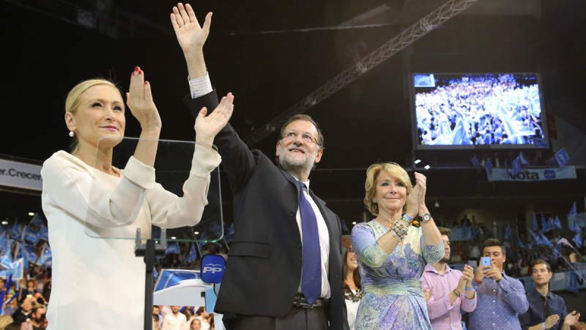 Cifuentes, Rajoy y Aguirre en el acto de cierre de campaña de Madrid.
