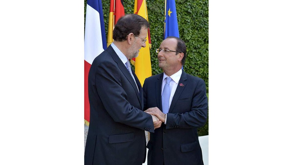 Rajoy y François Hollande, el viernes en Roma.