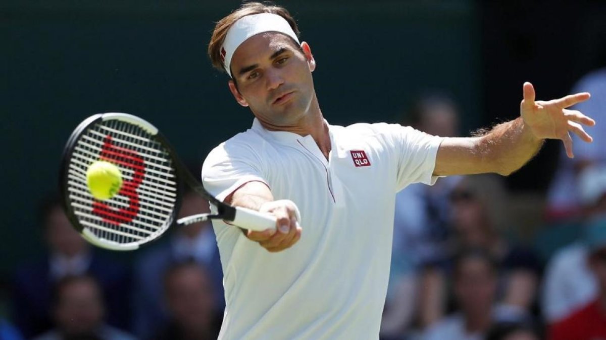 El tenista Roger Federer luciendo nueva marca en Wimbledon
