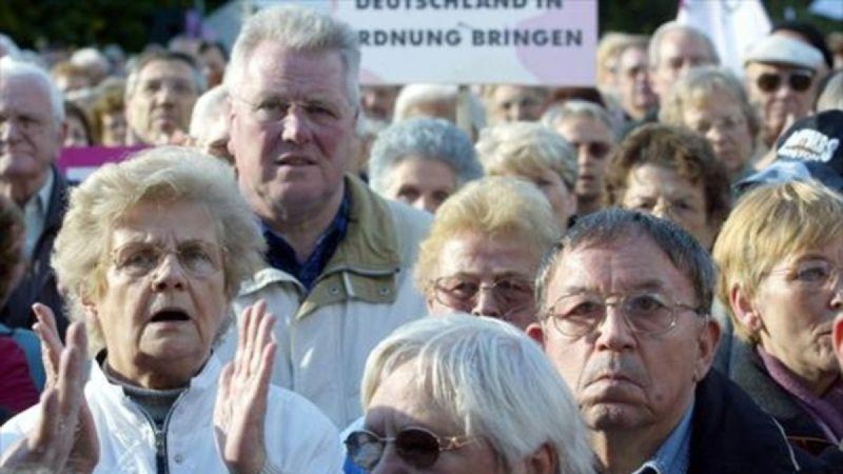 Manifestación de pensionistas alemanes en el 2003.