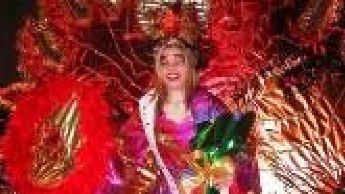 La reina fue la protagonista del desfile del Carnaval de San Andrés del Rabanedo