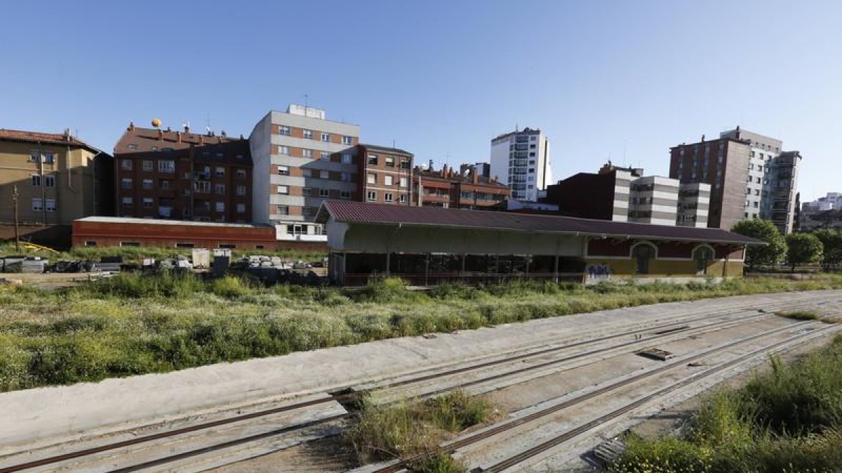 Vías de Feve en León. RAMIRO