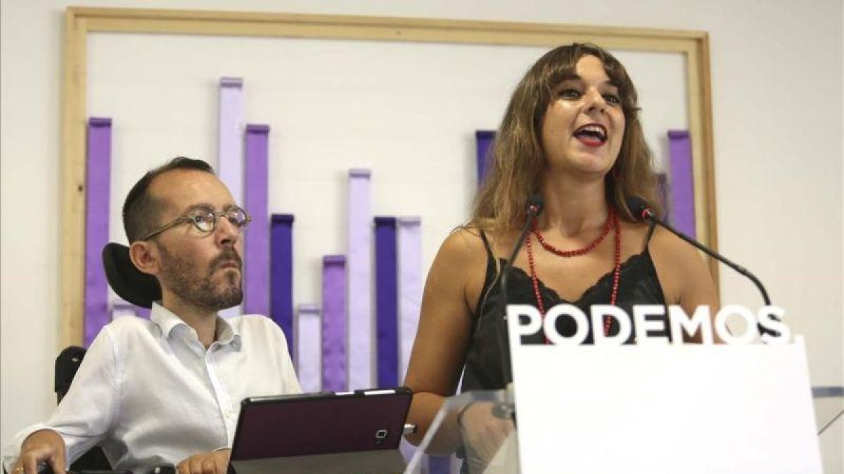 Rueda de prensa tras el Consejo de Coordinación de Podemos a cargo de Pablo Echenique y Noelia Vera.