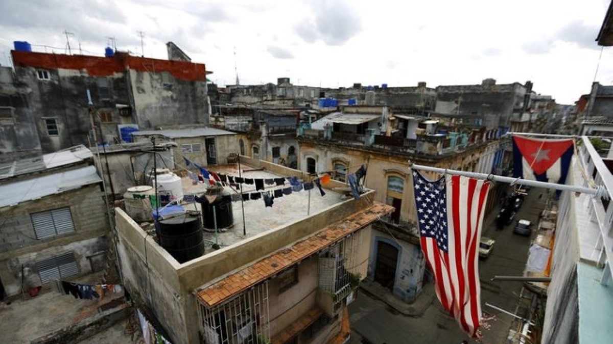 Una bandera estadounidense en La Habana.
