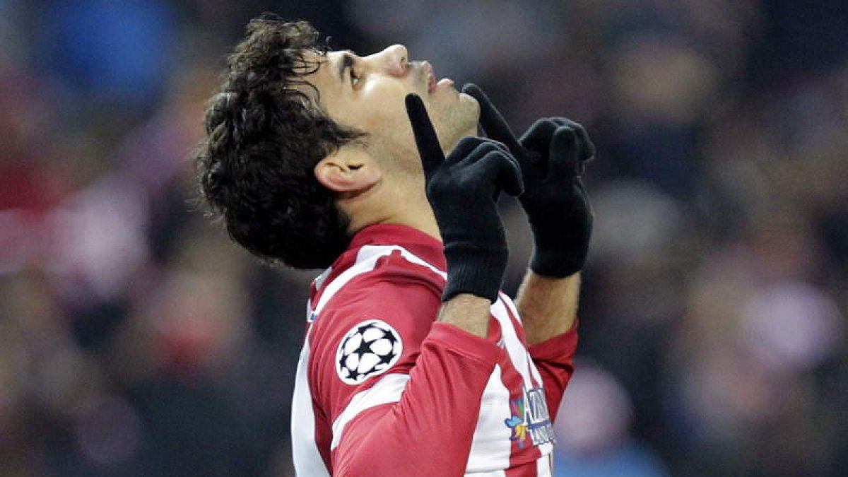 El delantero del Atlético de Madrid Diego Costa celebra el gol marcado ante el Oporto.
