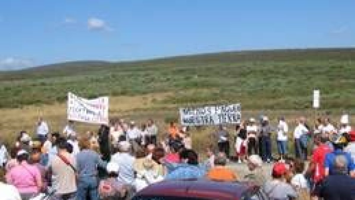 El pasado mes de agosto tuvo lugar una protesta en el pantano de Villagatón