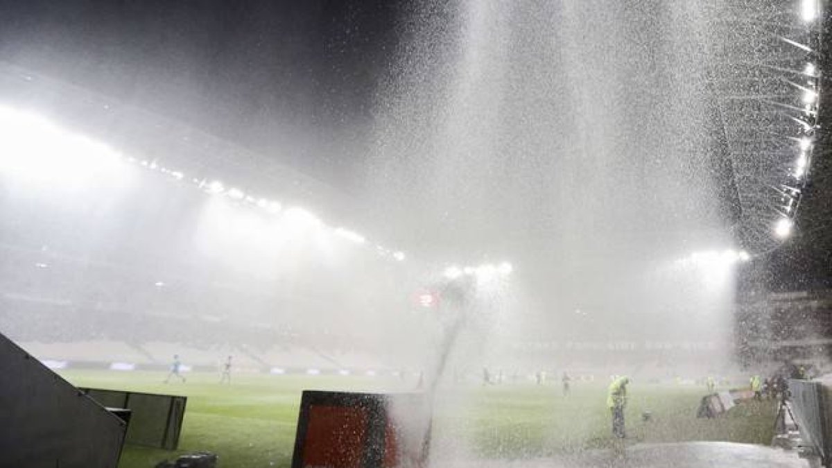 El partido de fútbol entre el Niza y el Nantes que debía disputarse en el estadio Allianz Riviera fue suspendido a causa de la lluvia torrencial.