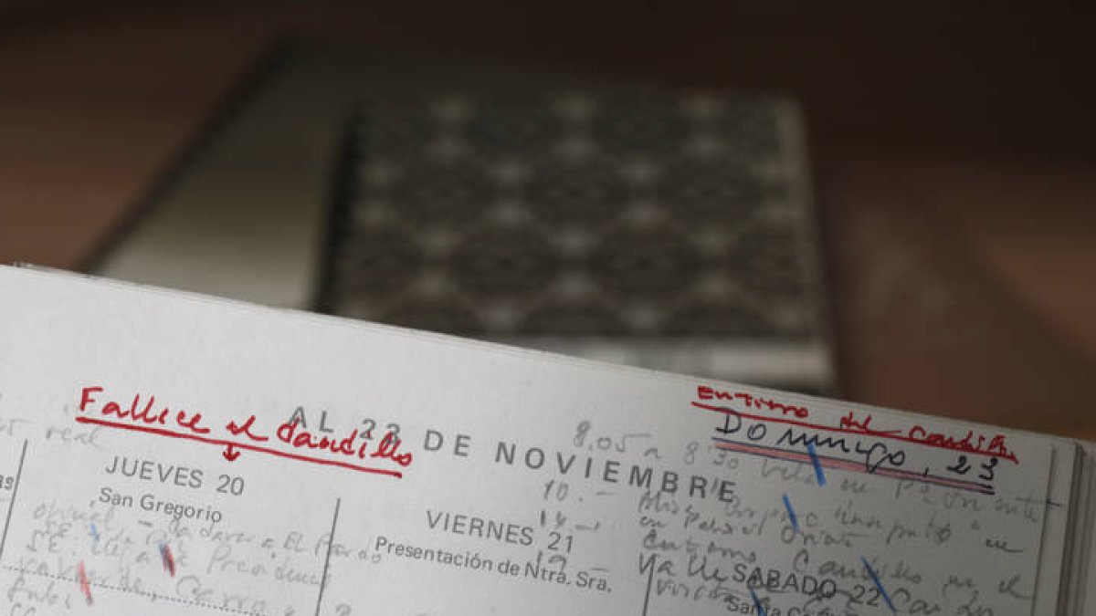 Imagen de la agenda de Carlos Arias Navarro en la que escribe la fecha de la muerte de Franco. FERNANDO OTERO PERANDONES