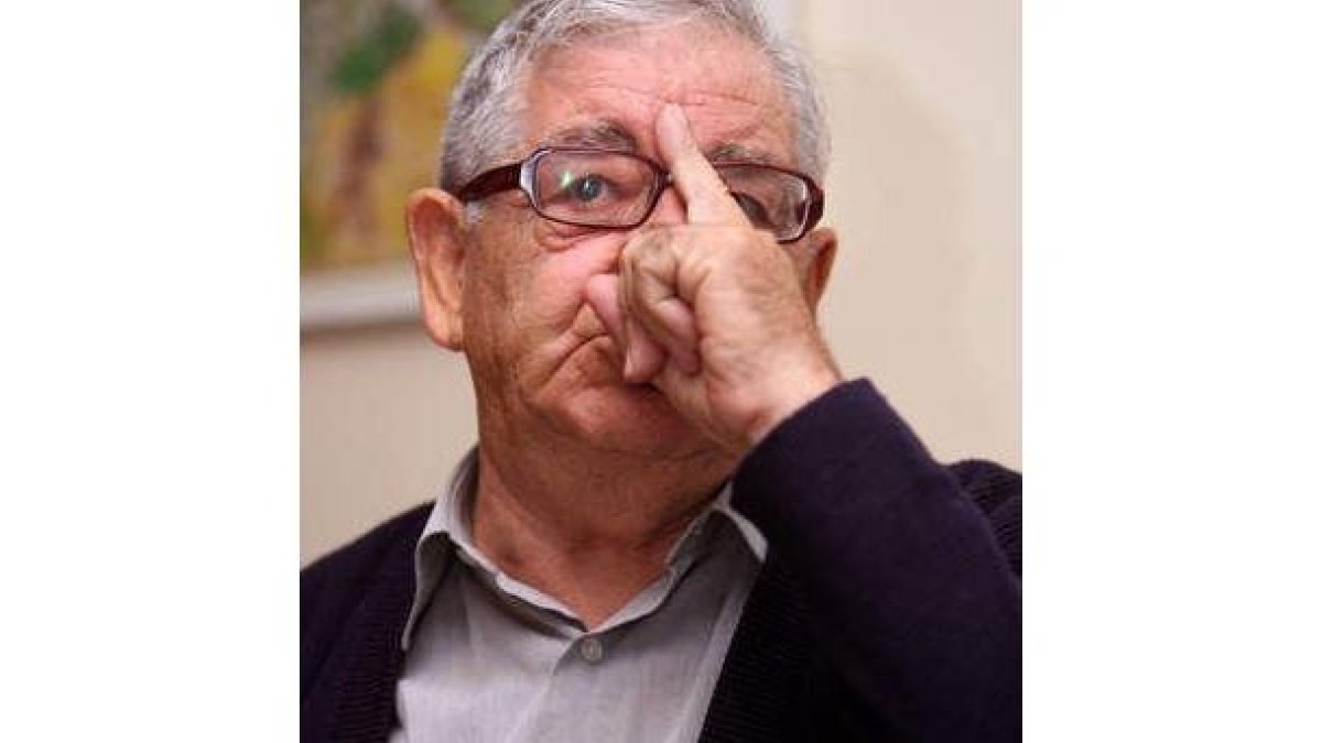 El veterano periodista leonés Félix Pacho Reyero.