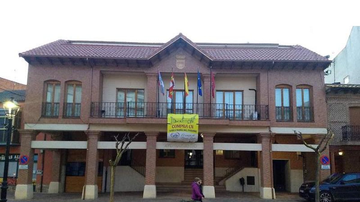 Imagen del Ayuntamiento de Santa María del Páramo. MEDINA