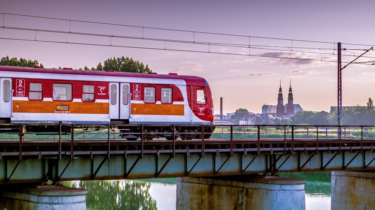El interraíl permite viajar por toda Europa en tren a precios asequibles. PIXABAY