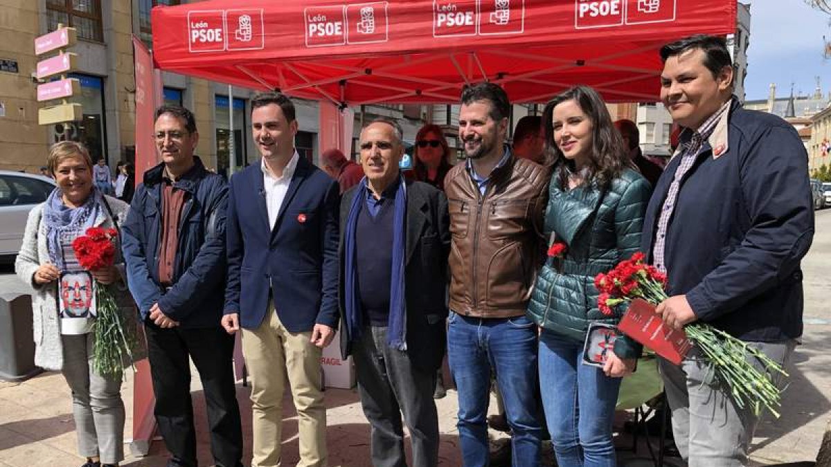 Los candidatos de León estuvieron arropados en Astorga por Tudanca. DL