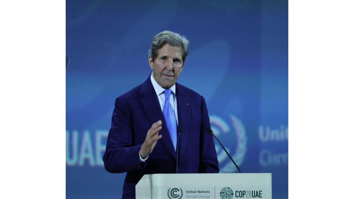 John Kerry interviene en la COP28. ALI HAIDER