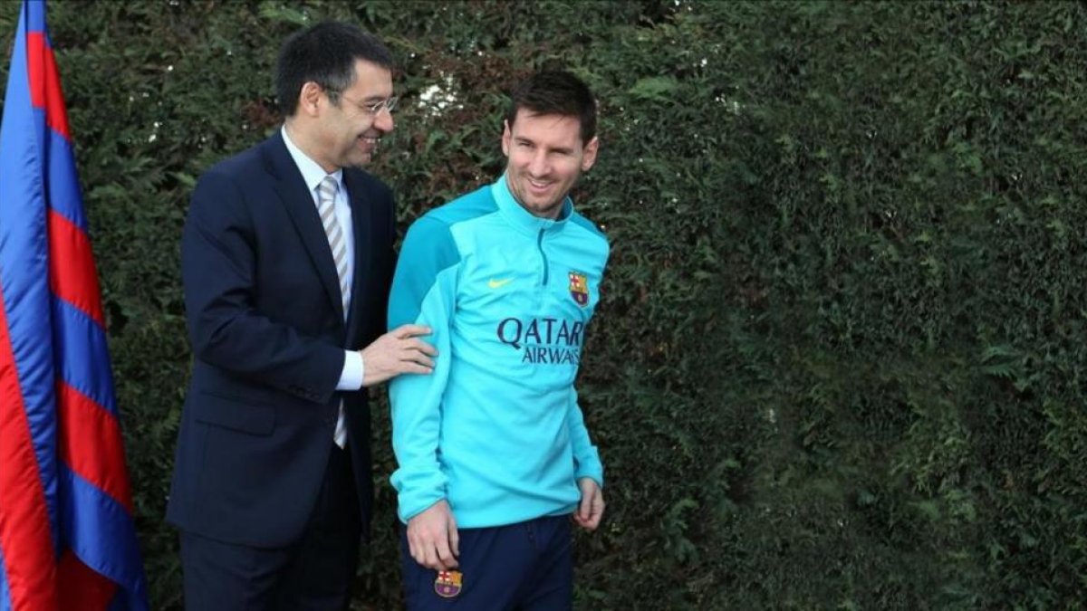 Bartomeu y Messi, en la ciudad deportiva del Barcelona