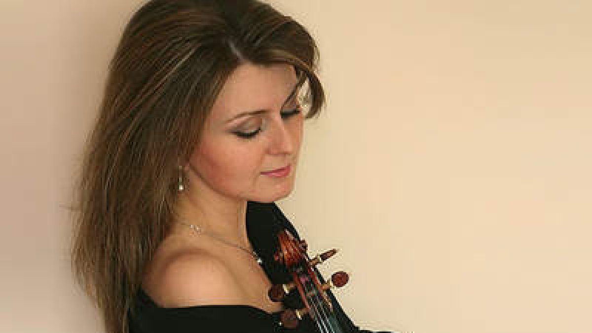 La violinista rusa Natalia Lomeiko, que participa en el concierto.