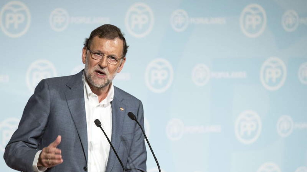 Mariano Rajoy durante su intervención ayer en un acto del PP de Valencia.