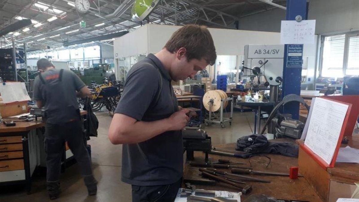 Taller de aprendizaje en la empresa de maquinaria agrícola Claas, en Marienfeld (Alemania).