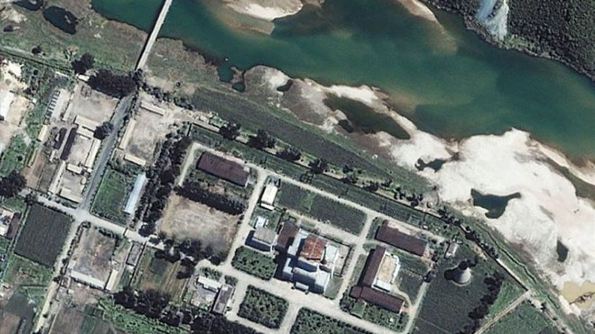 Imagen aérea de un complejo nuclear en Corea del Norte.