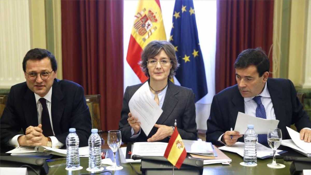 La ministra de Agricultura, Alimentación y Medio Ambiente, Isabel García Tejerina, presidió la reunión del Consejo Consultivo de Agricultura, esta mañana.