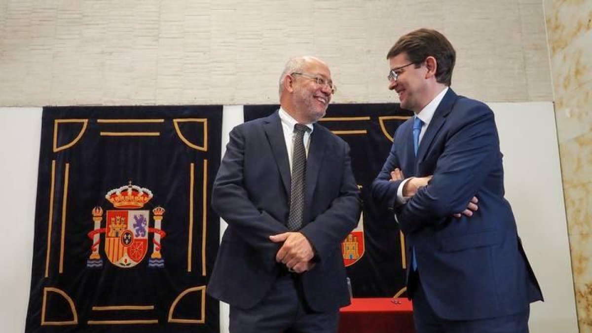 Fernández Mañueco y Francisco Igea