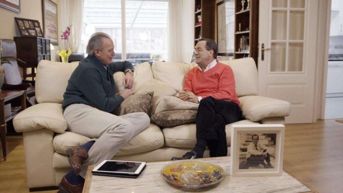 Bertín Osborne, con José Bono, en 'Mi casa es la tuya'.