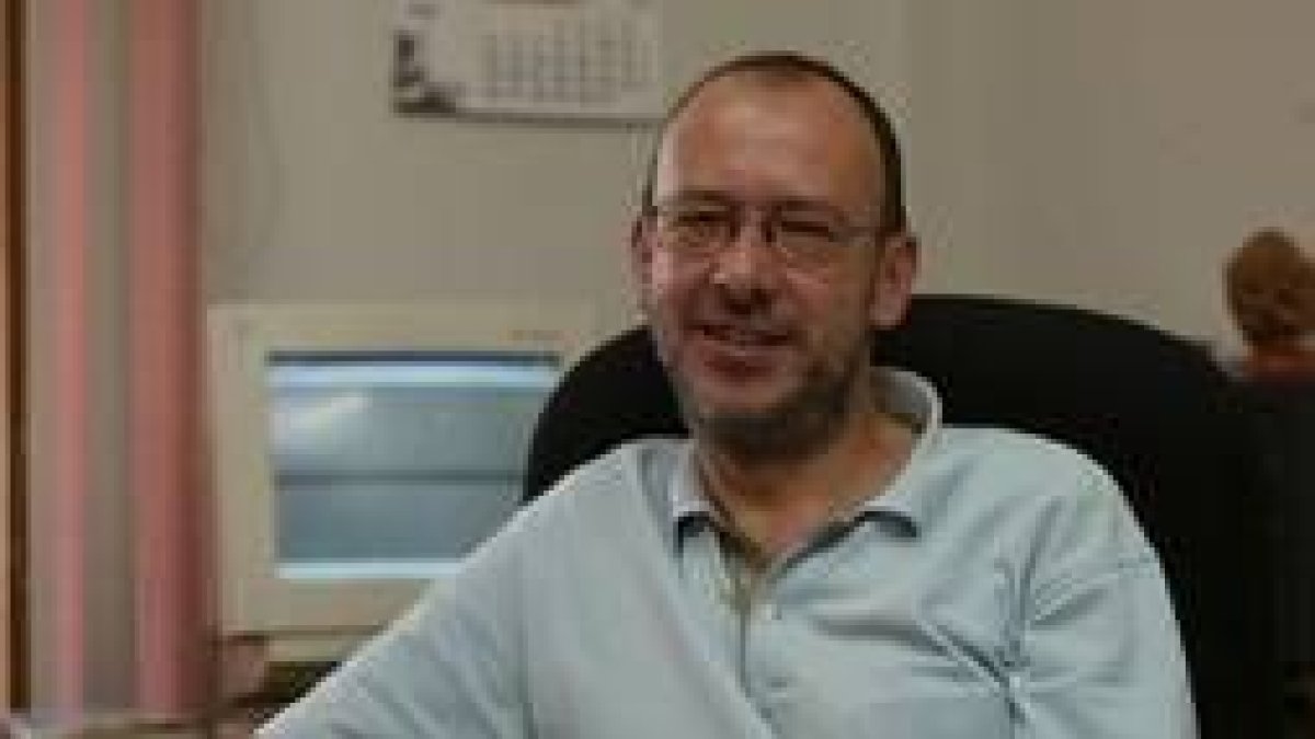 Ignacio Fernández, profesional de la enseñanza, es desde el 26 de junio el responsable de CC.OO.