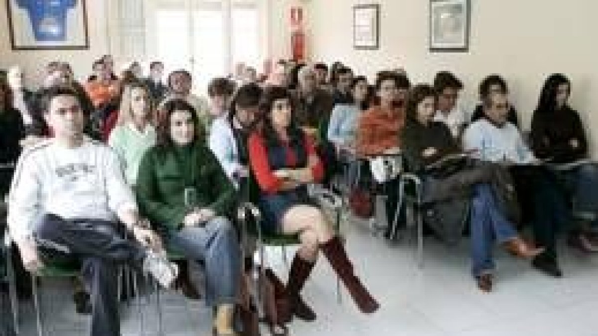 Directores y profesores de centros rurales conocieron las actividades del Criele