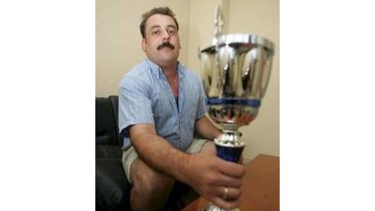 Caramés es el vigente campeón de la Copa de España de lucha de brazos