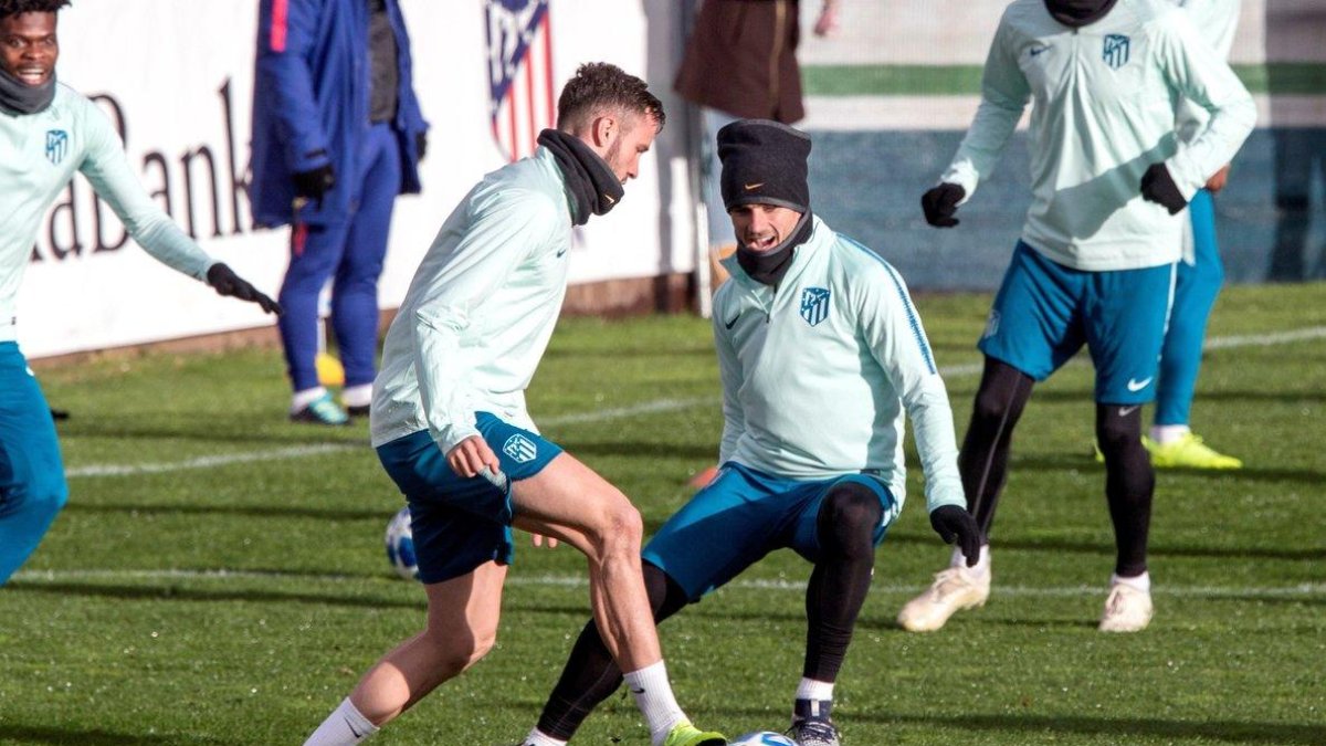 Griezmann y Saúl, en un entrenamiento del Atlético