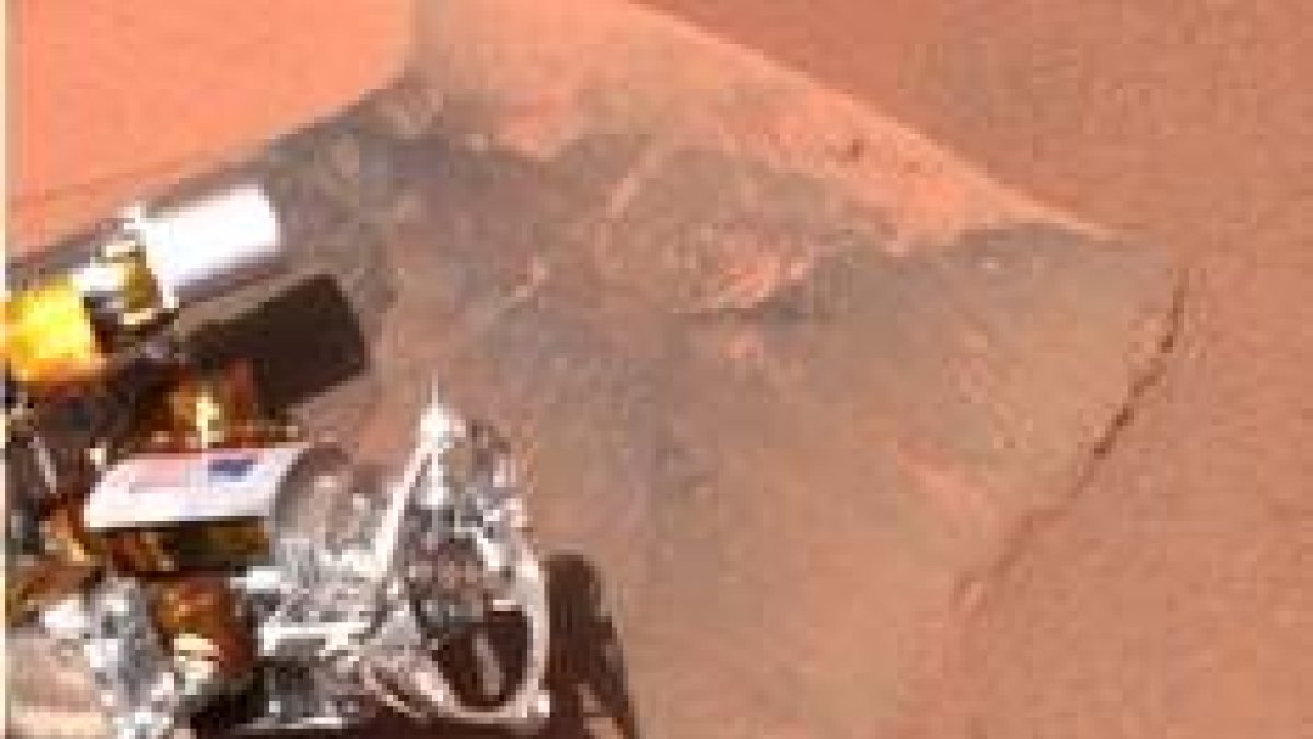 El robot «Spirit» en una fotografía de archivo del día en que se posó en la superficie marciana